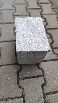 PRODÁM ŽULOVOU DLAŽBU 16X16,16X24,16X32 PRAŽSKÝ STANDART - 2