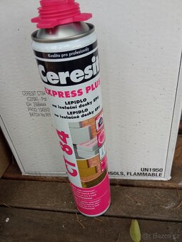 Montážní pěna - 2