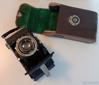 Fotoaparát Zeiss + pouzdro - 2