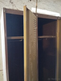 plechová šátní skříň RETRO - 2