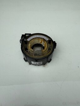 Prodám pod volantový kroužek na Škoda Octavia 2. - 2