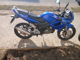 Honda cbr 125 R - 2