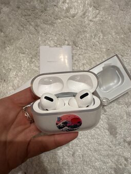 AirPods Pro 1.generace - 2