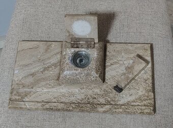 Mramorový kalamař - 2