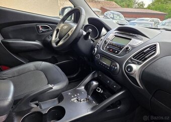 Hyundai ix35 2.0-4x4-AUTOMAT-TEMPOMAT - 2