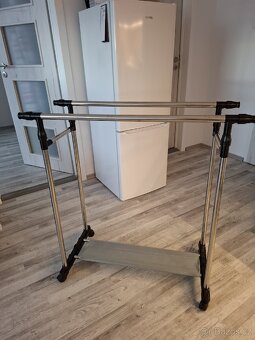 Pojízdný stojan na oděvy duo - 2