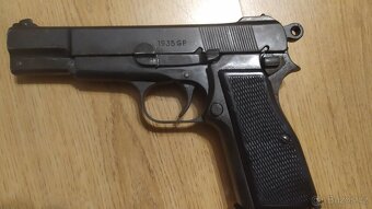 Replika pistole HP 35 - 2
