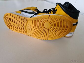 Nike Air Jordan Midi Taxi - 2