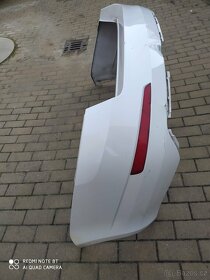 prodám zadní nárazník na škoda octavia 3 combi na opravu - 2