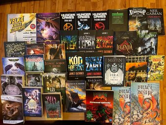 Hobit,Pratchett,Labyrint,Star Wars,Narnie,Half Bad,Caraval - 2