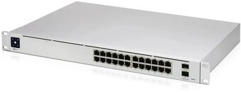 Unifi Switch PRO 24 a 48 - 2