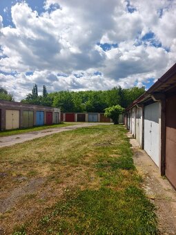 Na prodej garáž v Pardubicicíh (Dukla) - 2