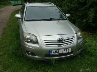 TOAYOTA Avensis kombi 2006. - 2