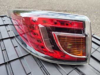 Zadní světla na MAZDA 6 GH kombi - 2