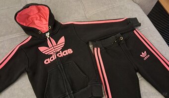 Tepláková souprava Adidas 128/134 - 2