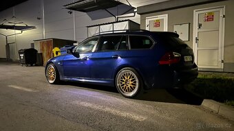 BMW E91 330XD 170kW automat Mpaket r.2006 - 2