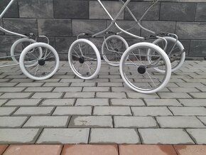 Prodám kolečka na retro kočárek. - 2
