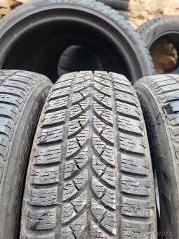 145/70 R12 Bridgestone Blizzak - 2