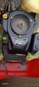 Zahradni traktor - 2