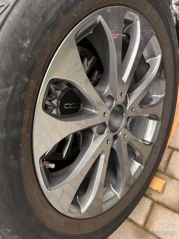 Zimní pneumatiky Bridgestone Blizzak LM-80 EVO - 2