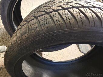 Zimní pneu Dunlop 275/35/20 90% vzorek - 2