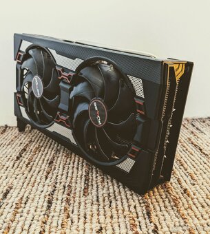 RX 5700 8 GB K prodeji - velmi dobrý stav - 2