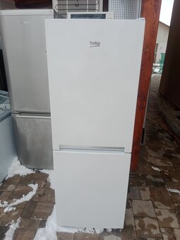 Lednice s mrazakem Beko - 2
