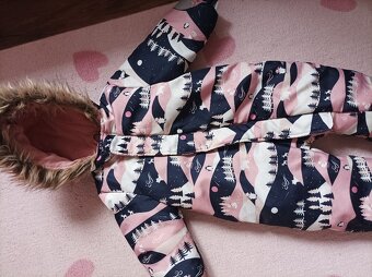 Prodám dívčí zimní kombinézu vel. 92/98 (cca 2-3 roky) - 2