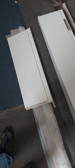 Bílá Zárubeň 80/220 Pravá bezfalcová - 2