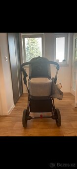 Kočárek Thule Sleek + korbička + autosedačka + další - 2