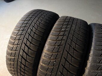 Zimní pneu Bridgestone + Nokian 205/55R16 - 2
