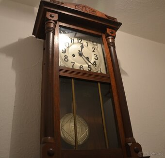 Nástěnné starožitné hodiny - 2