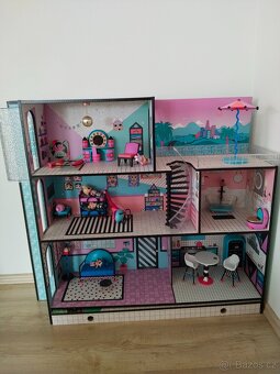 Domeček pro panenky - 2