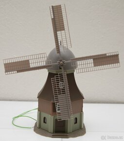 Větrný mlýn s pohonem-1 - modelová železnice H0 (1:87) - 2