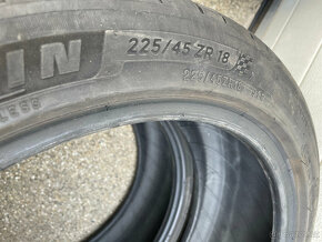 Michelin Pilot Sport 225/45 R18 91W 2Ks letní pneumatiky - 2