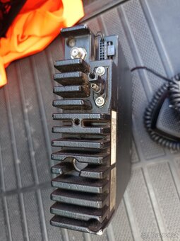 Motorola rádius - vysílačka do auta - kamiónu - 2