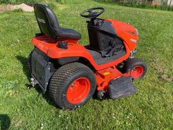 Zahradní traktor Kubota GR 2120 4 x 4 - 2