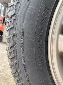 Hyundai Tucson kola, pneu a nová nápravnice - 2