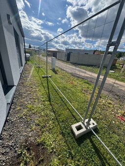 Mobilní plot o rozměru 3500mm x 2000mm - 2