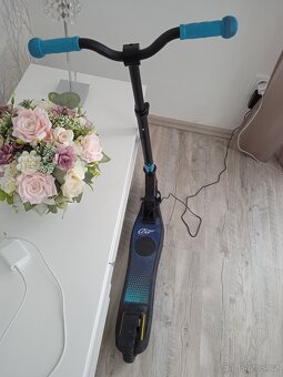 Dětská elektrokoloběžka - 2