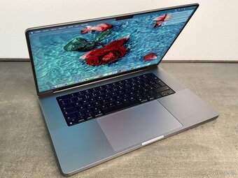 MacBook Pro 16'' 2021 / M1 Pro / 16GB / 512GB SSD - DPH - 2