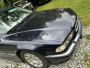 kapota bmw e38 - 2