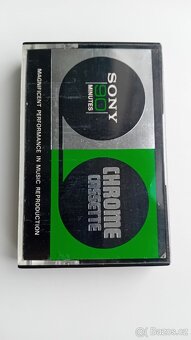 Mc kazety Sony a Hitachi - 2