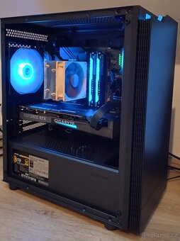 Herní PC s i5 11400F, RTX 3070 a 27" 75Hz FreeSync monitore - 2