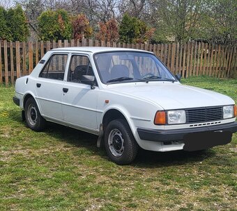 Škoda 120L - 2