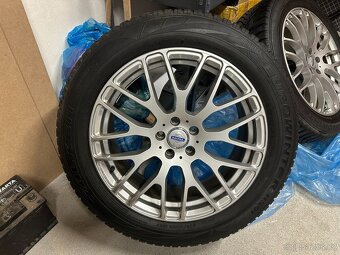 Disky + zimní pneu 5x108 235/55 R19 ET42 na Volvo a další - 2
