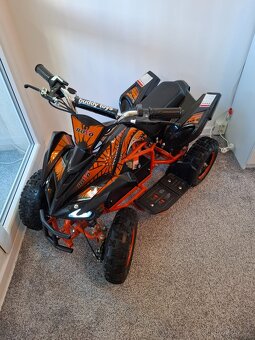 čtyřkolka značky Buddy Toys - 800W - 2