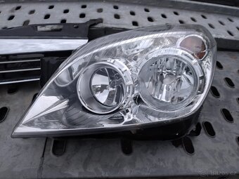 Přední světla H7/H1+ maska Opel Astra H - 2