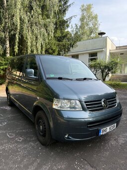 Volkswagen Caravelle 1.9 TDi 2009 - 2