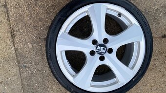 MSW 19 W by OZ Racing s pneu Barum Bravuris 5HM - 2